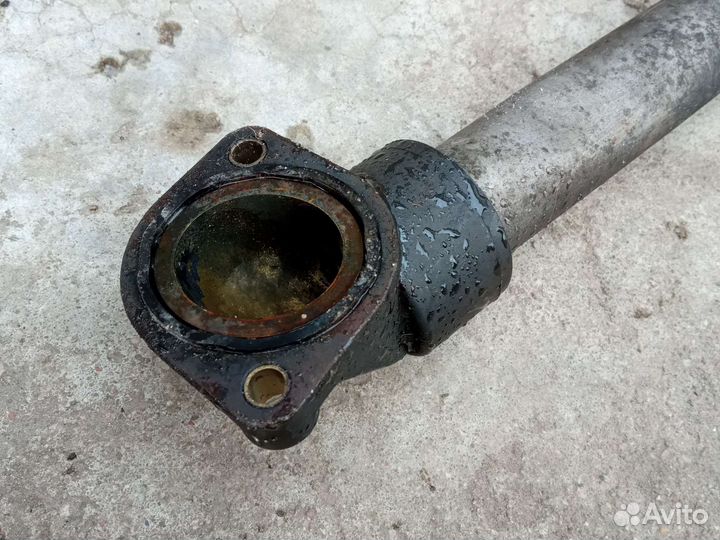 Renault 1.9 дизель патрубок охлаждения с фланцем