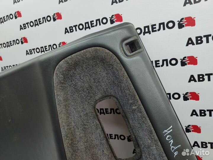 Обшивка двери задняя правая Honda Domani MA4