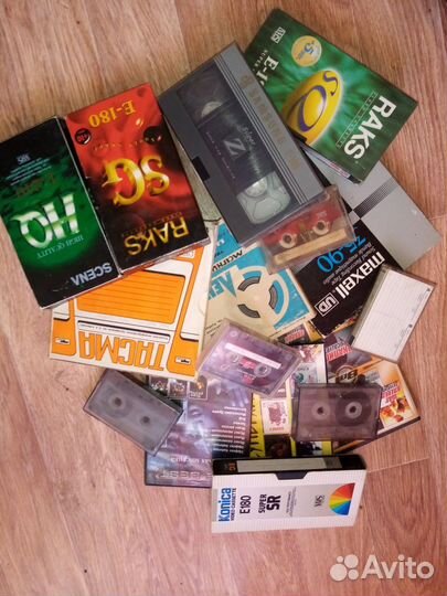 Сд диски,видео касеты,аудио кассеты, катушки