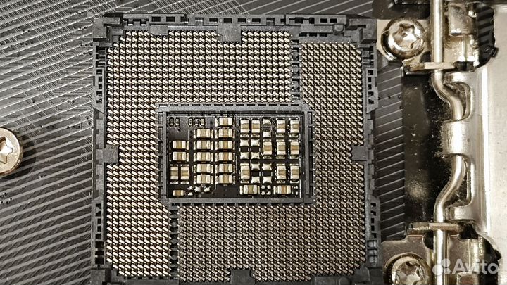 Материнская плата asus ROG strix H270F gaming