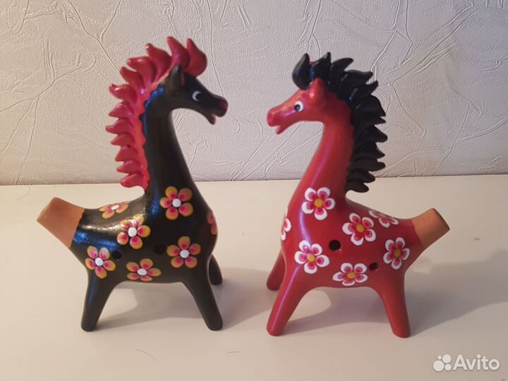 Лошадь игрушка