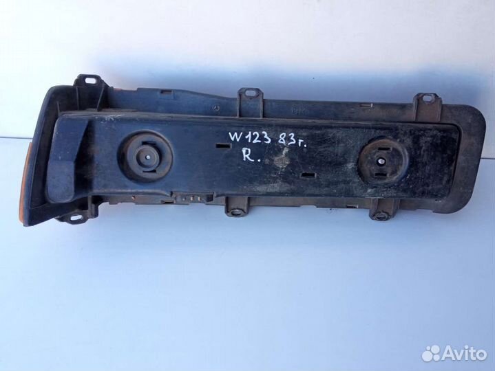 Фонарь задний правый Mercedes E W123
