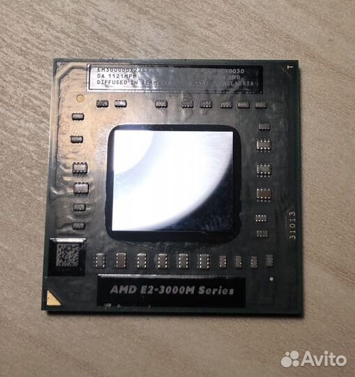 Процессор AMD E2-3000M