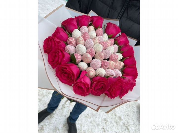 Клубника в шоколаде букеты KLL-8580