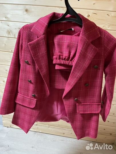 Пиджак для девочки 140