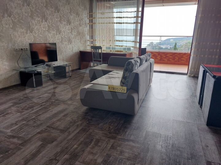 3-к. квартира, 95 м², 4/12 эт.