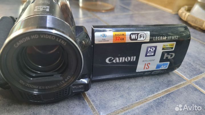 Видеокамера Canon HFM52 питание от USB