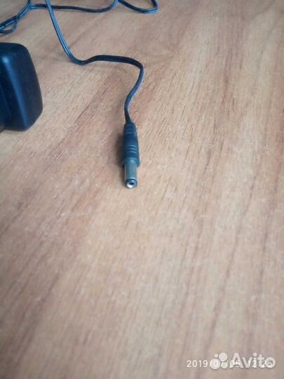 Зарядное устройство