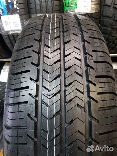 Michelin Agilis 51 215/65 R16C