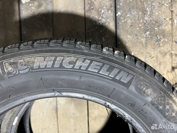 Michelin X-Ice 215/60 R17