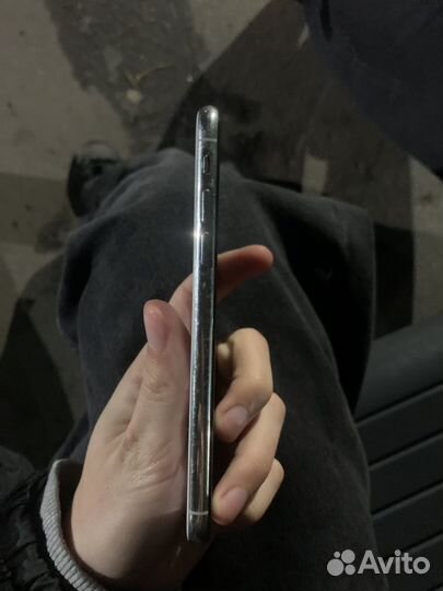 iPhone, 4 ГБ