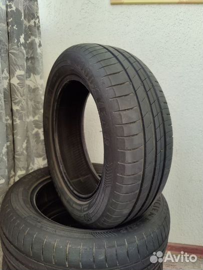 Goodyear EfficientGrip Performance 185/60 R15 88H