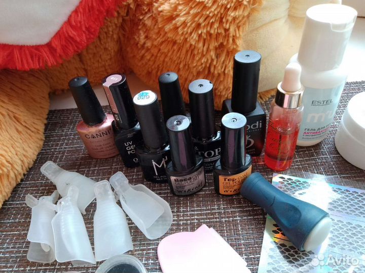 Для наращивания ногтей