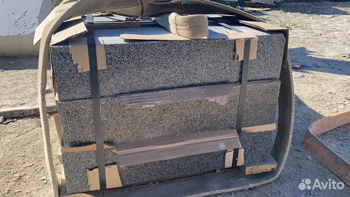 Гранитные памятники