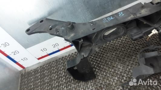 Передняя панель крепления облицовки (телевизор) re