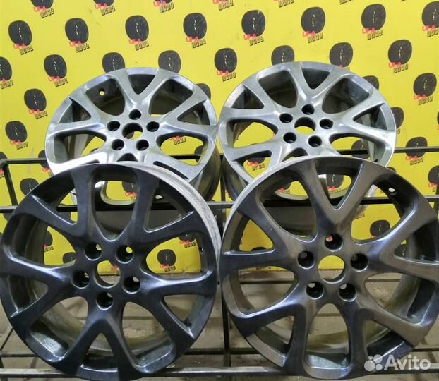 Диски колесные литые R17 J7 5x114,3 ET50 DIA67,1 4