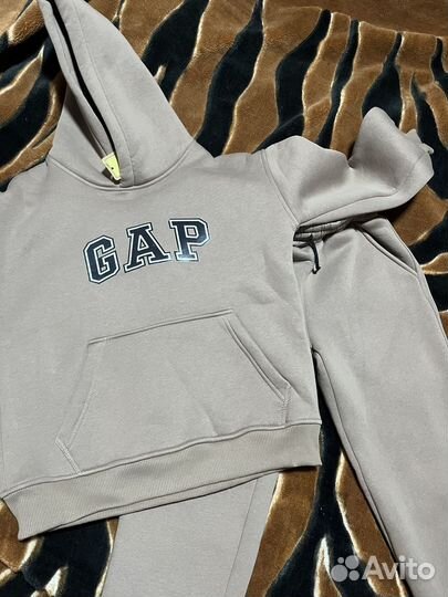 Костюм тройка для девочки 152