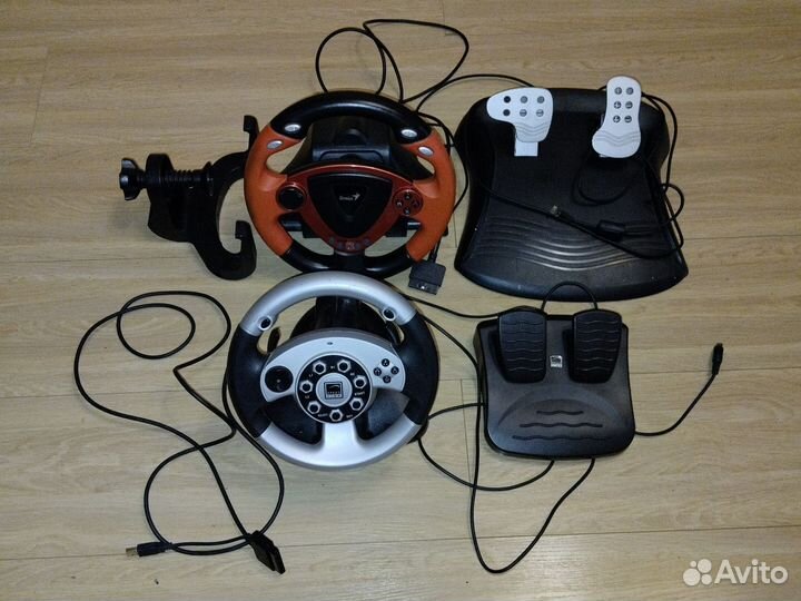 Рули игровые Genius и Speed Link с педалями