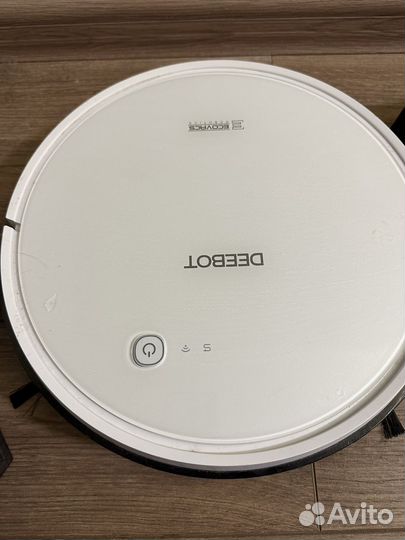 Робот пылесос deebot 600