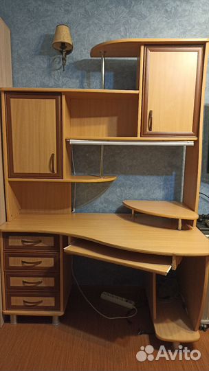 Компьютерный стол для школьника бу