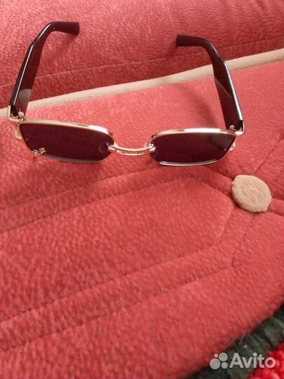 Очки новые солцезащитные