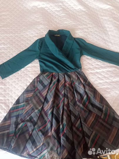 Платье офисное