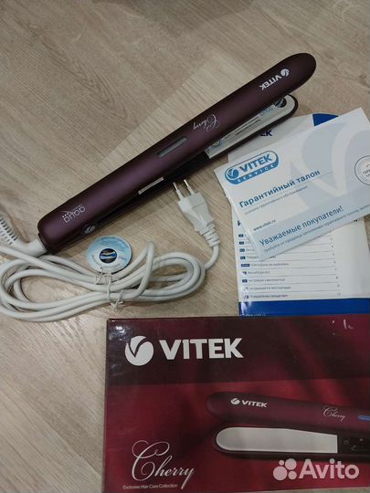 Выпрямитель Новый для волос Vitek VT-1335