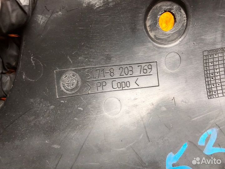 Подкрылок задний левый Bmw 3-Series E46