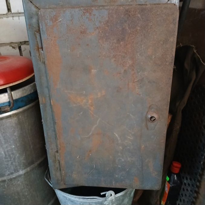 Ер адам ішінен конча