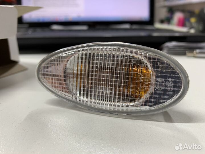 Повторитель поворота Mitsubishi Lancer