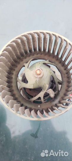 Моторчик печки дефект BMW e34 Bosch 1988-1995