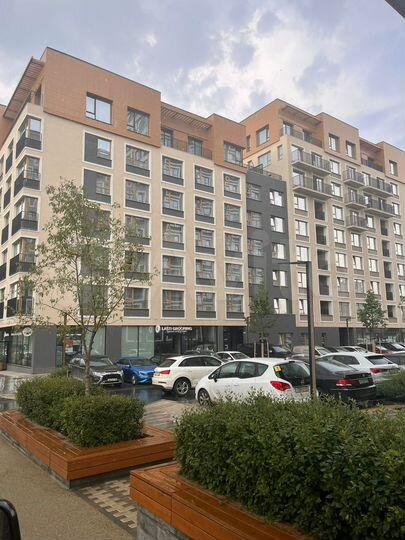 2-к. квартира, 72 м², 2/16 эт.