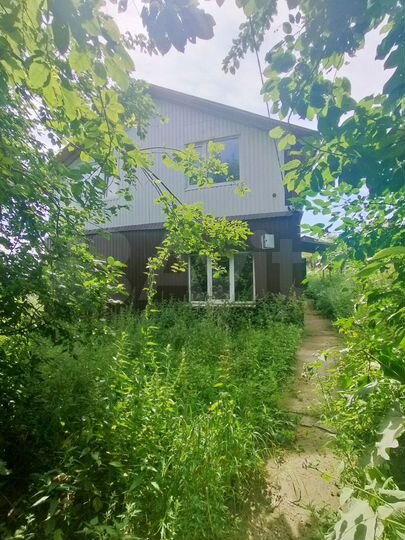 Дом 210 м² на участке 8 сот.