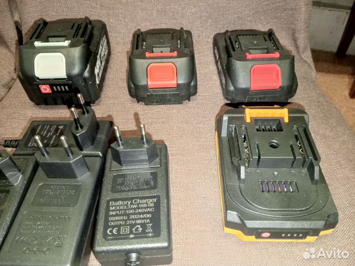 Аккумуляторы и зарядные устройства