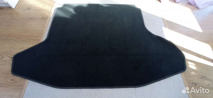 Ковер в багажник toyota prius NHW 20