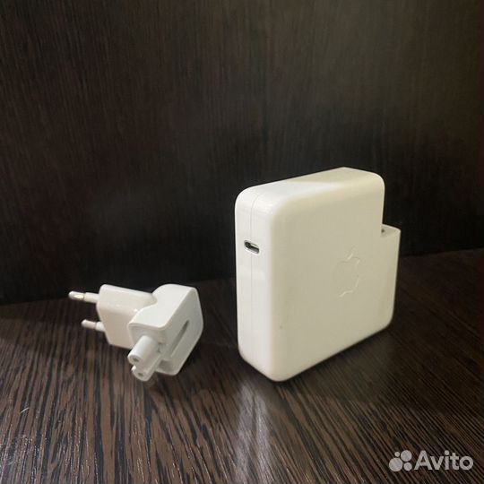 Блок питания macbook/iPad/iPhone 87w USB-C