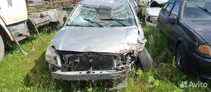 Toyota Avensis 2.0 МТ, 2007, битый, 380 000 км