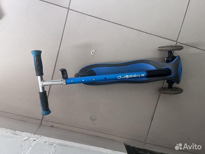 Самокат трехколесный Globber