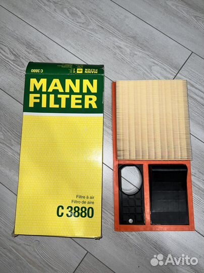 Фильтр воздушный Mann C3880 VAG