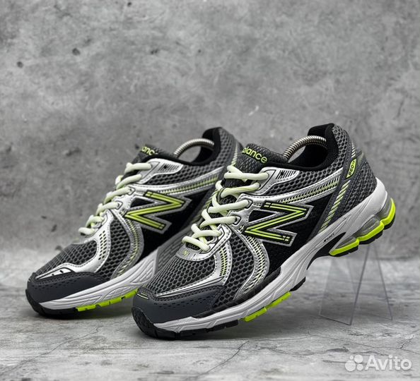 Кроссовки New balance 860 v2