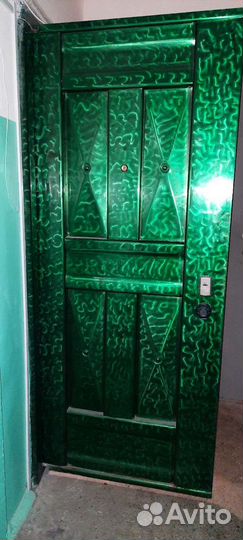 Дверь входная металлическая бу