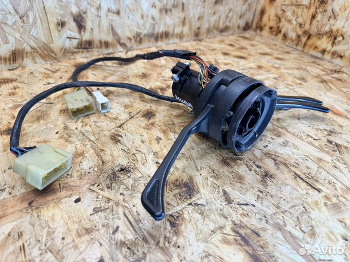 Подрулевые переключатели Нива 2131