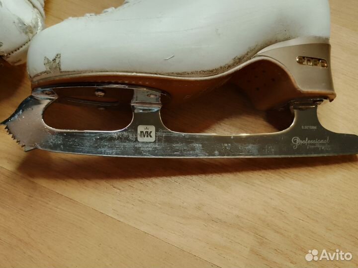 Фигурные коньки edea chorus 230 размер