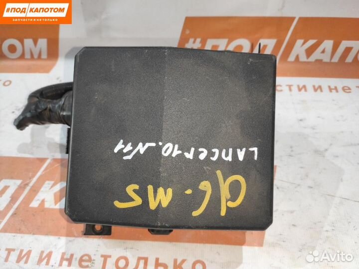 Блок предохранителей Mitsubishi Lancer 10