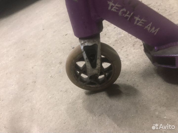 Трюковой самокат кастом в парк