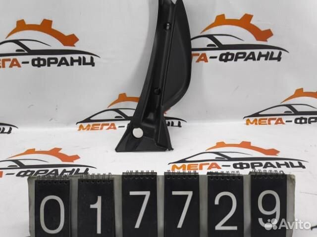 Накладка кузова задняя правая Peugeot 308 легковой