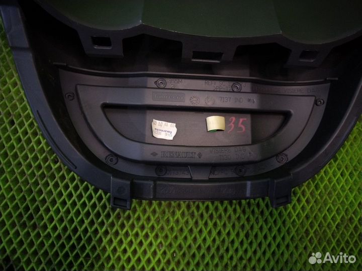 Накладка на панель приборов Renault Megane 2