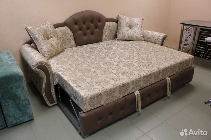 Диван кровать классический новый
