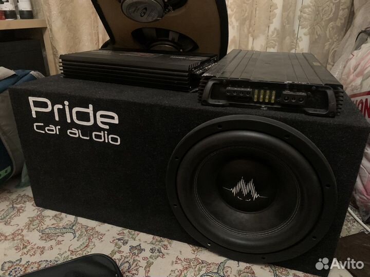 Сабвуфер momo