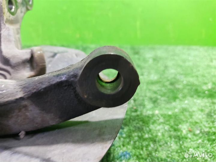 Кулак передний правый KIA RIO 2 (JB) 2006